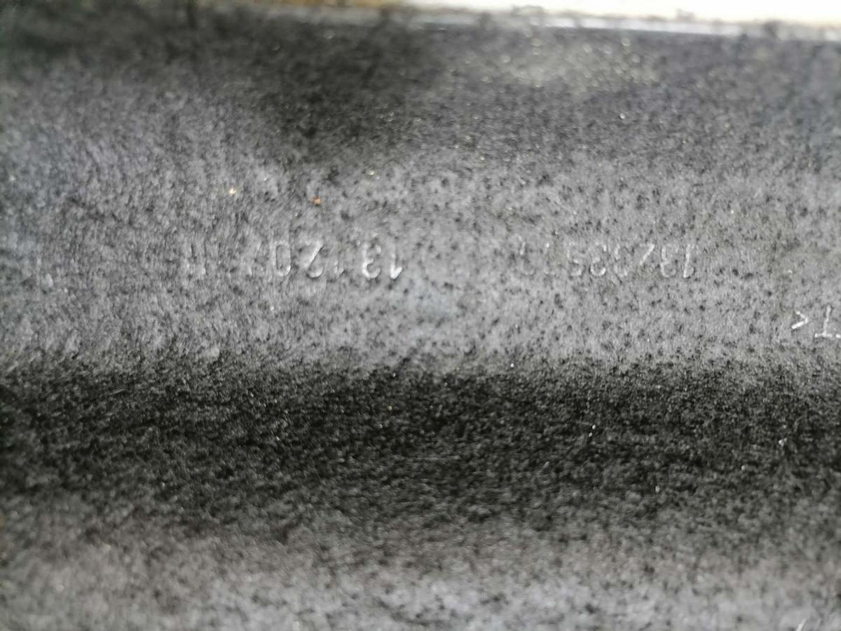 Opel Corsa D original Hutablage Abdeckung Kofferraum 13250707 3-Türer BJ08